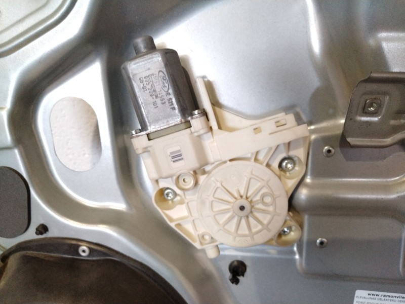 Recambio de elevalunas delantero derecho para ford focus berlina (cap) 1.8 tdci turbodiesel cat referencia OEM IAM   