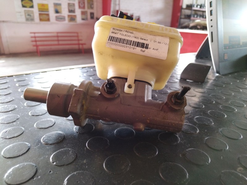 Recambio de bomba freno para seat toledo (1m2) select | 01.99 - 12.04 select | 01.99 - 12.04 referencia OEM IAM 21027099  