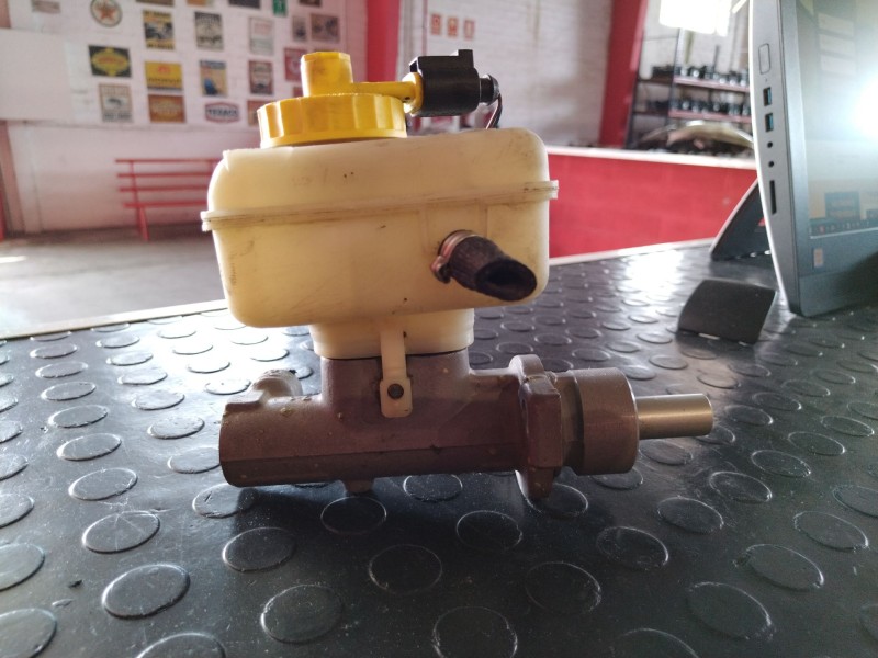 Recambio de bomba freno para seat toledo (1m2) select | 01.99 - 12.04 select | 01.99 - 12.04 referencia OEM IAM 21027099  