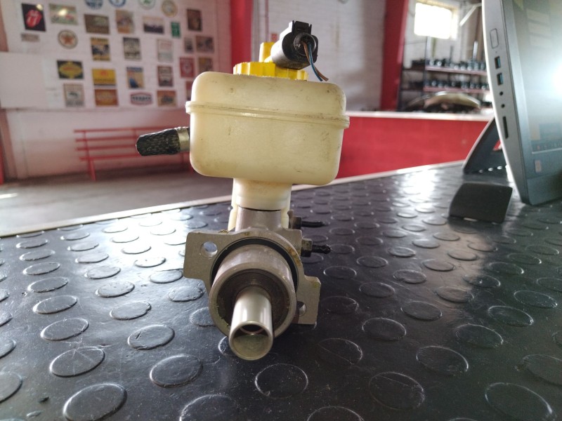 Recambio de bomba freno para seat toledo (1m2) select | 01.99 - 12.04 select | 01.99 - 12.04 referencia OEM IAM 21027099  