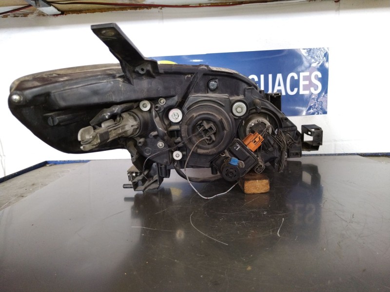 Recambio de faro izquierdo para mazda 5 berl. (cr)  | 0.05 - ...  | 0.05 - ... referencia OEM IAM    Recambio de faro izquierdo para mazda 5 berl. (cr)  | 0.05 - ...  | 0.05 - ... referencia OEM IAM