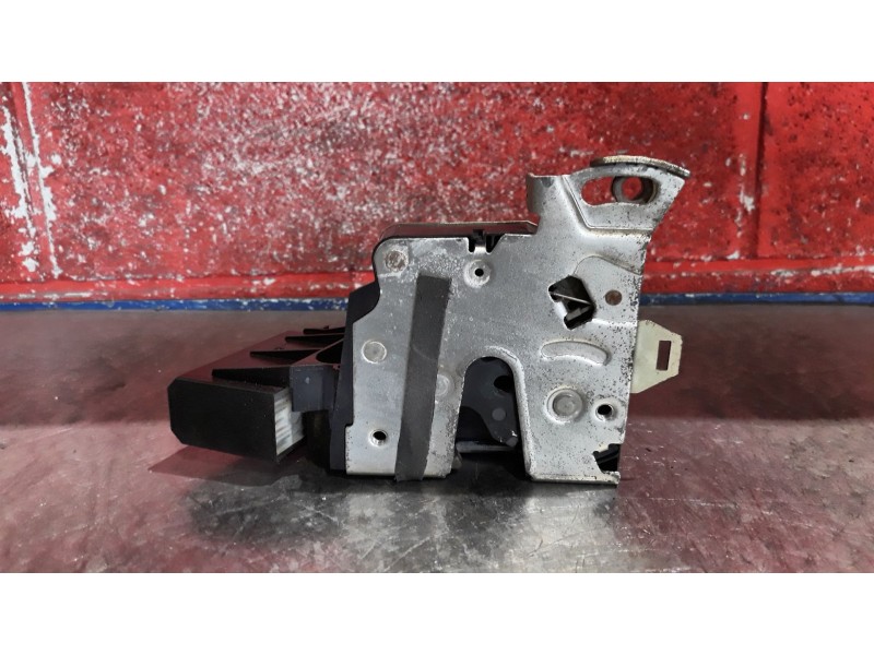 Recambio de cerra. puer. delantero derecha para bmw serie 5 berlina (e39)  | 0.95 - 0.03  | 0.95 - 0.03 referencia OEM IAM   