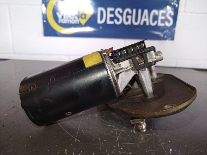 Recambio de motor limpia delantero para ford fiesta berl./express básico | 08.80 - ... básico | 08.80 - ... referencia OEM IAM  