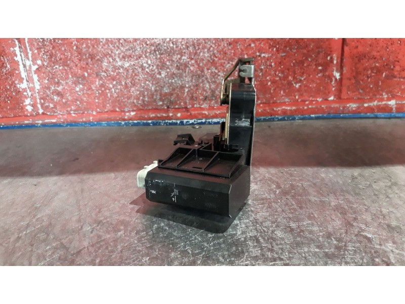 Recambio de cerra. puer. delantero derecha para bmw serie 5 berlina (e39)  | 0.95 - 0.03  | 0.95 - 0.03 referencia OEM IAM   