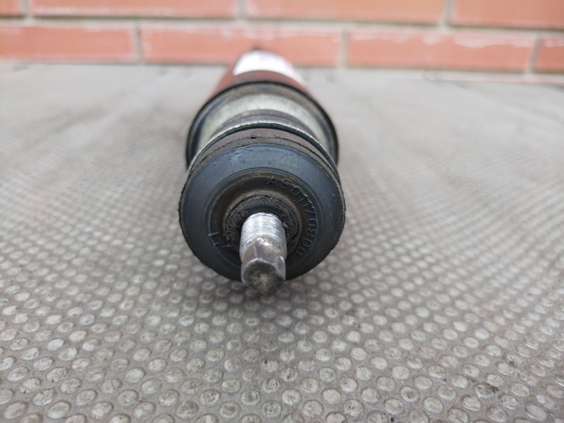 Recambio de amortiguador delantero izquierdo para nissan cabstar e110 | ... e110 | ... referencia OEM IAM    Recambio de amortiguador delantero izquierdo para nissan cabstar e110 | ... e110 | ... referencia OEM IAM