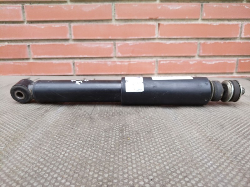 Recambio de amortiguador delantero derecho para nissan cabstar e110 | ... e110 | ... referencia OEM IAM    Recambio de amortiguador delantero derecho para nissan cabstar e110 | ... e110 | ... referencia OEM IAM