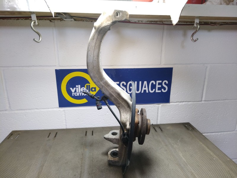 Recambio de mangueta delantera izquierda para audi a4 berlina (8e) 2.5 tdi quattro (132kw) referencia OEM IAM   