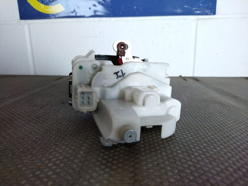 Recambio de cerradura puerta trasera izquierda para fiat doblo active referencia OEM IAM 51910357   Recambio de cerradura puerta trasera izquierda para fiat doblo active referencia OEM IAM 51910357