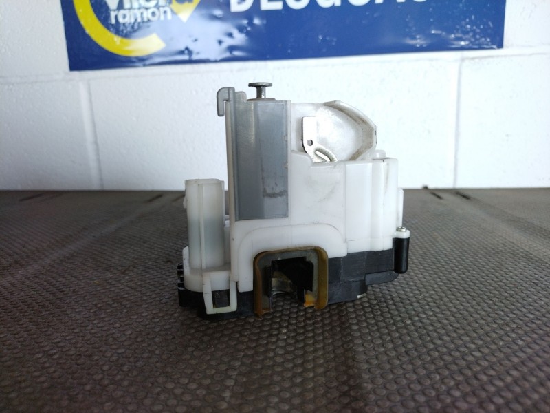 Recambio de cerradura puerta trasera izquierda para fiat doblo active referencia OEM IAM 51910357   Recambio de cerradura puerta trasera izquierda para fiat doblo active referencia OEM IAM 51910357