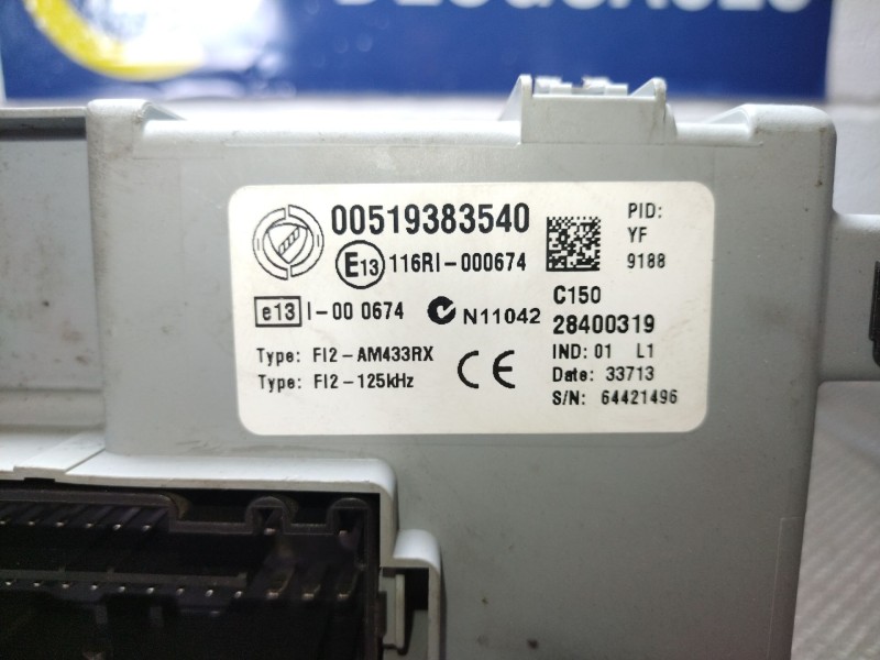 Recambio de caja reles fusibles para fiat doblo active referencia OEM IAM 00519383540  