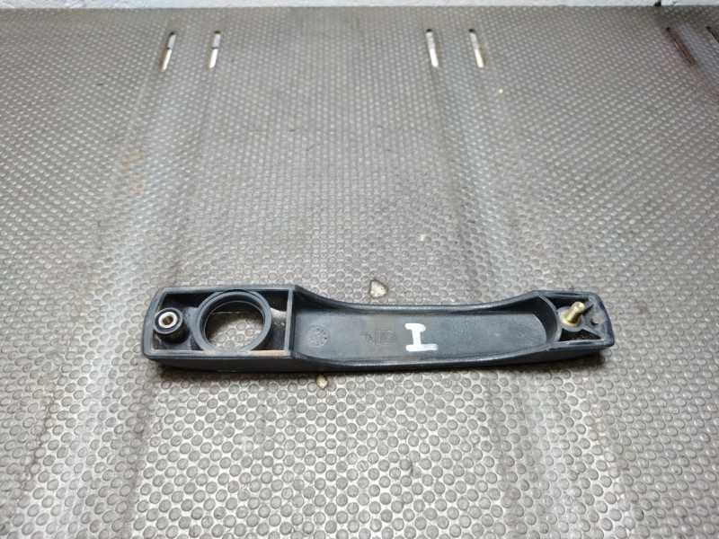 Recambio de maneta exterior delantera izquierda para renault r5 r5 1.1 tl referencia OEM IAM   