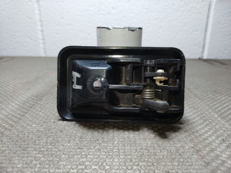 Recambio de maneta interior delantera izquierda para renault r5 r5 1.1 tl referencia OEM IAM   