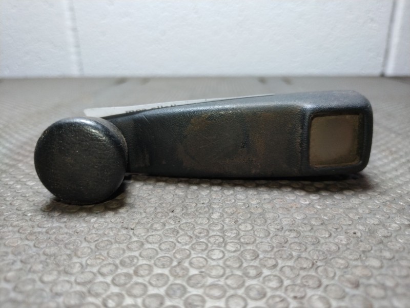 Recambio de maneta elevalunas delantera izquierda para renault r5 r5 1.1 tl referencia OEM IAM   