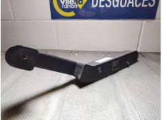 Recambio de maneta interior delantera izquierda para seat 131 referencia OEM IAM    2