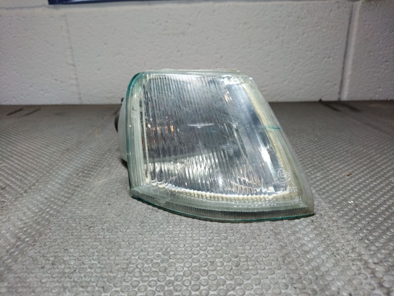 Recambio de piloto delantero derecho para citroen xantia berlina 2.1 td sx referencia OEM IAM   