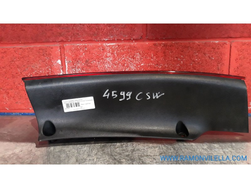 Recambio de piloto trasero izquierdo para renault espace iv (jk0) 2.2 dci turbodiesel | 0.02 - ... 2.2 dci turbodiesel | 0.02 - 