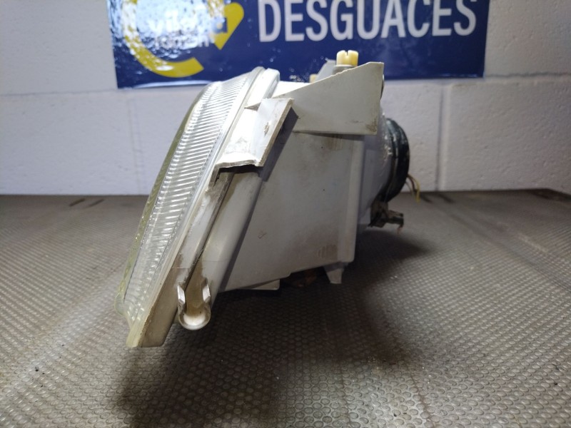 Recambio de faro derecho para ford escort referencia OEM IAM    Recambio de faro derecho para ford escort referencia OEM IAM