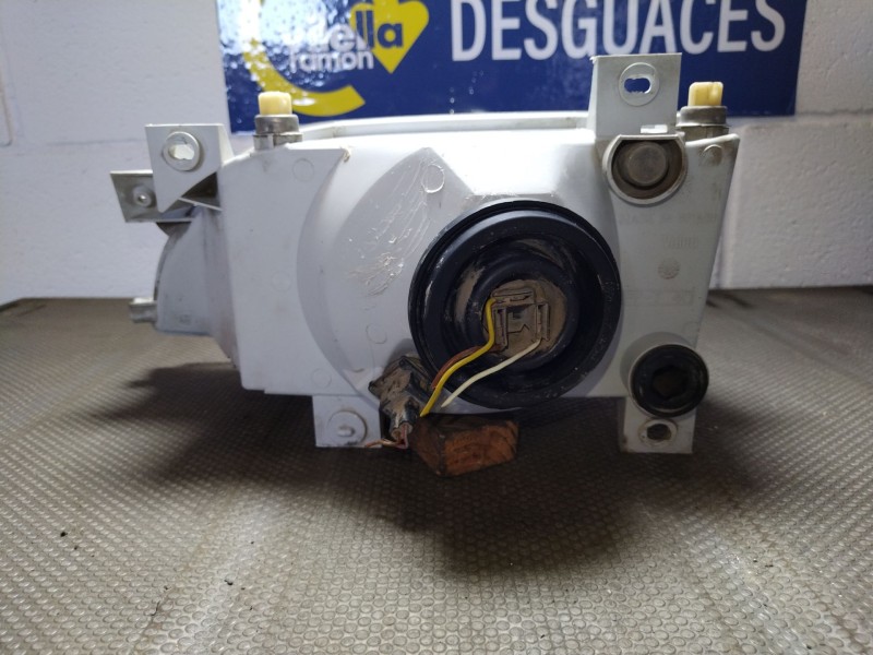 Recambio de faro derecho para ford escort referencia OEM IAM    Recambio de faro derecho para ford escort referencia OEM IAM
