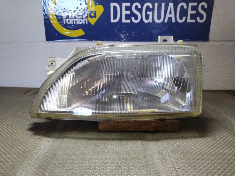 Recambio de faro izquierdo para ford escort referencia OEM IAM   
