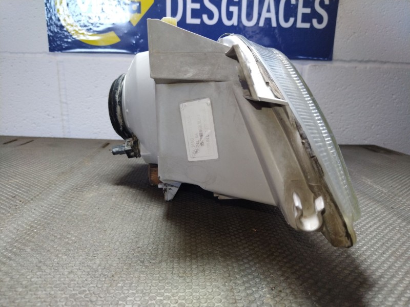 Recambio de faro izquierdo para ford escort referencia OEM IAM   