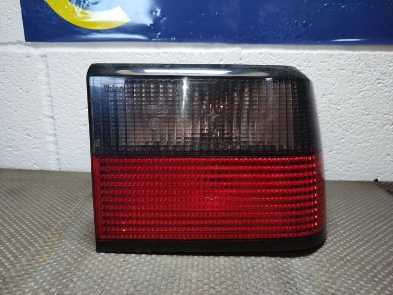 Recambio de piloto trasero derecho para citroen xantia berlina 2.1 td sx referencia OEM IAM   