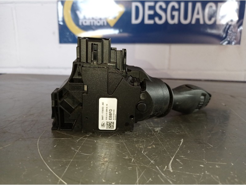 Recambio de mando limpia para ford fiesta (cb1)  | 0.08 - ...  | 0.08 - ... referencia OEM IAM 8A6T17A553AC   Recambio de mando limpia para ford fiesta (cb1)  | 0.08 - ...  | 0.08 - ... referencia OEM IAM 8A6T17A553AC