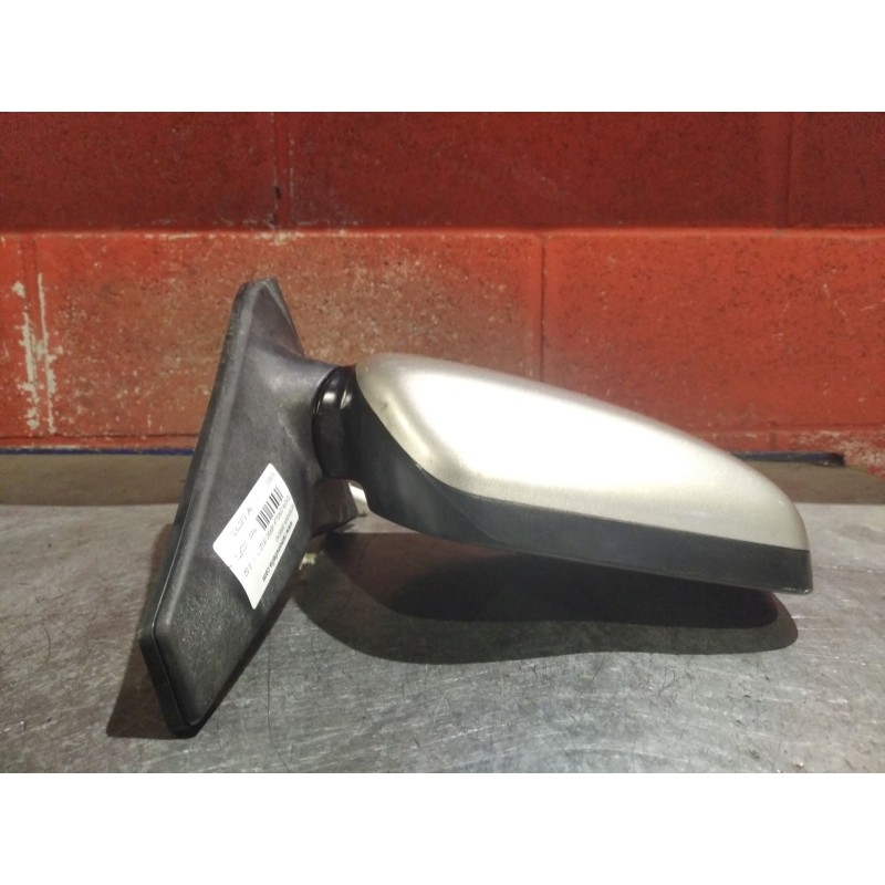 Recambio de retrovisor derecho para toyota corolla verso (e12)  | 0.02 - 0.04  | 0.02 - 0.04 referencia OEM IAM ELECTRIC  