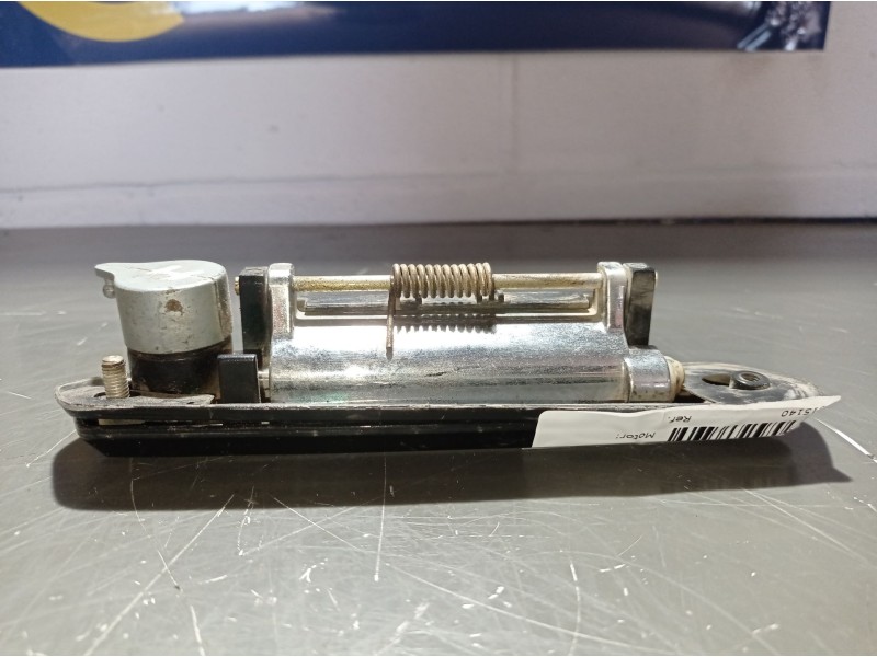 Recambio de maneta exterior delantera izquierda para seat 131 referencia OEM IAM   