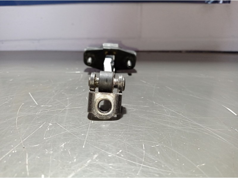 Recambio de tope puerta para ford fiesta (cb1)  | 0.08 - ...  | 0.08 - ... referencia OEM IAM DERECHO   Recambio de tope puerta para ford fiesta (cb1)  | 0.08 - ...  | 0.08 - ... referencia OEM IAM DERECHO