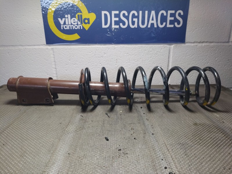 Recambio de amortiguador delantero derecho para seat 131 referencia OEM IAM   