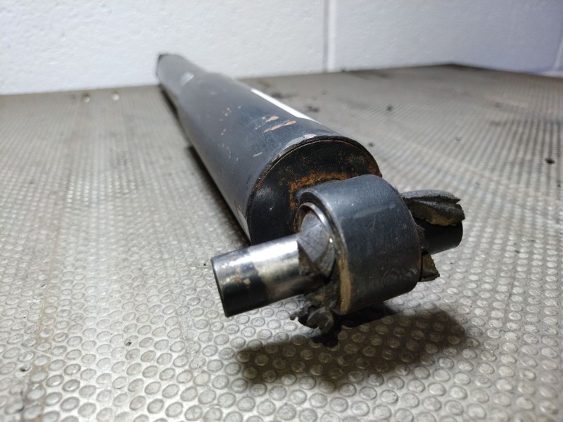 Recambio de amortiguador trasero para seat 131 referencia OEM IAM   