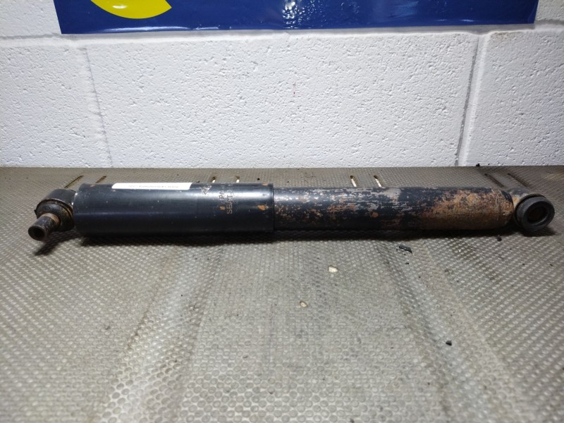 Recambio de amortiguador trasero para seat 131 referencia OEM IAM   