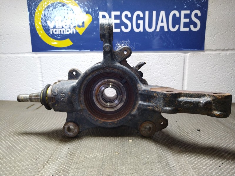 Recambio de mangueta delantera izquierda para renault master referencia OEM IAM    Recambio de mangueta delantera izquierda para renault master referencia OEM IAM