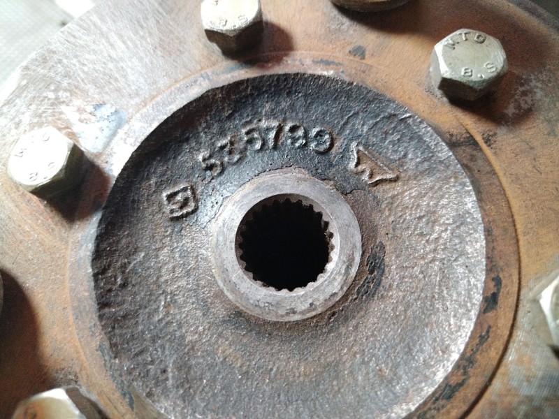 Recambio de mangueta delantera izquierda para renault r5 r5 1.1 tl referencia OEM IAM 535799  