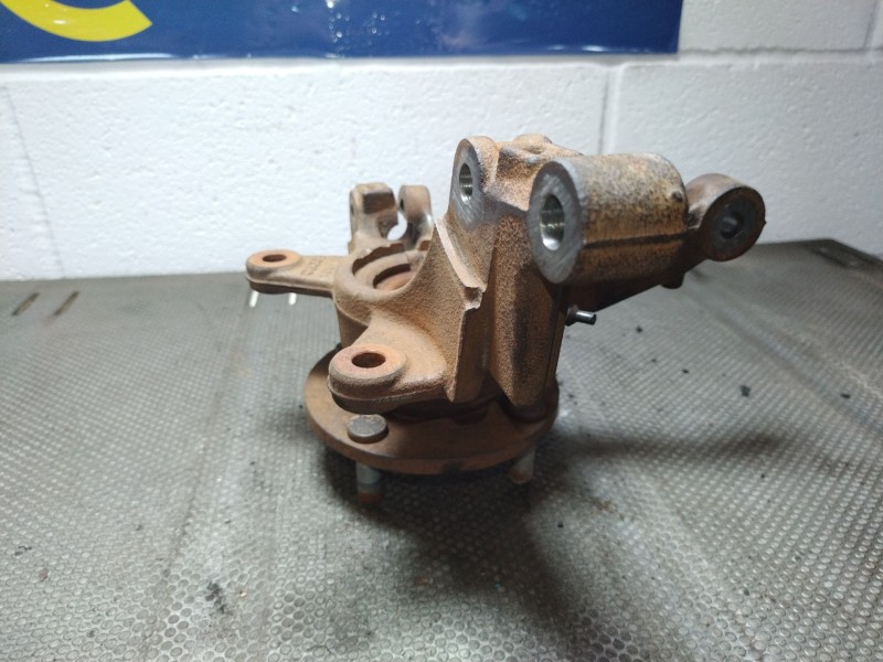 Recambio de mangueta delantera izquierda para ford fiesta (cb1)  | 0.08 - ...  | 0.08 - ... referencia OEM IAM 8V513K171AFBE   Recambio de mangueta delantera izquierda para ford fiesta (cb1)  | 0.08 - ...  | 0.08 - ... referencia OEM IAM 8V513K171AFBE