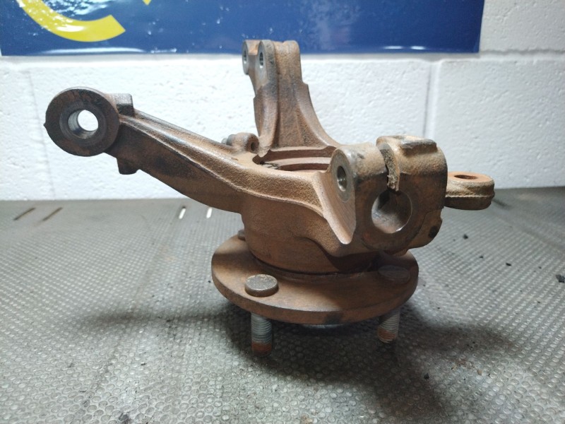 Recambio de mangueta delantera izquierda para ford fiesta (cb1)  | 0.08 - ...  | 0.08 - ... referencia OEM IAM 8V513K171AFBE   Recambio de mangueta delantera izquierda para ford fiesta (cb1)  | 0.08 - ...  | 0.08 - ... referencia OEM IAM 8V513K171AFBE