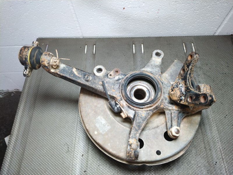 Recambio de mangueta delantera derecha para mazda bt-50 (un)  | 0.06 - ...  | 0.06 - ... referencia OEM IAM    Recambio de mangueta delantera derecha para mazda bt-50 (un)  | 0.06 - ...  | 0.06 - ... referencia OEM IAM