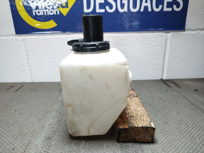 Recambio de deposito limpia para renault r5 r5 1.1 tl referencia OEM IAM   