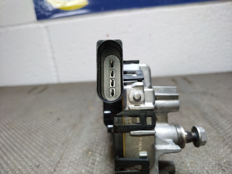 Recambio de motor limpia delantero para fiat doblo active referencia OEM IAM   