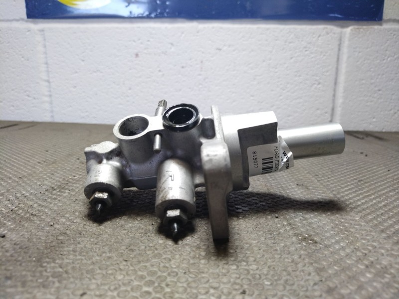 Recambio de bomba freno para ford fiesta (cb1)  | 0.08 - ...  | 0.08 - ... referencia OEM IAM Y24653   Recambio de bomba freno para ford fiesta (cb1)  | 0.08 - ...  | 0.08 - ... referencia OEM IAM Y24653