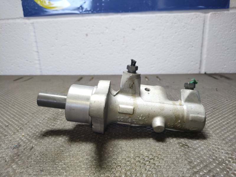 Recambio de bomba freno para renault clio iii  | 0.05 - ...  | 0.05 - ... referencia OEM IAM   