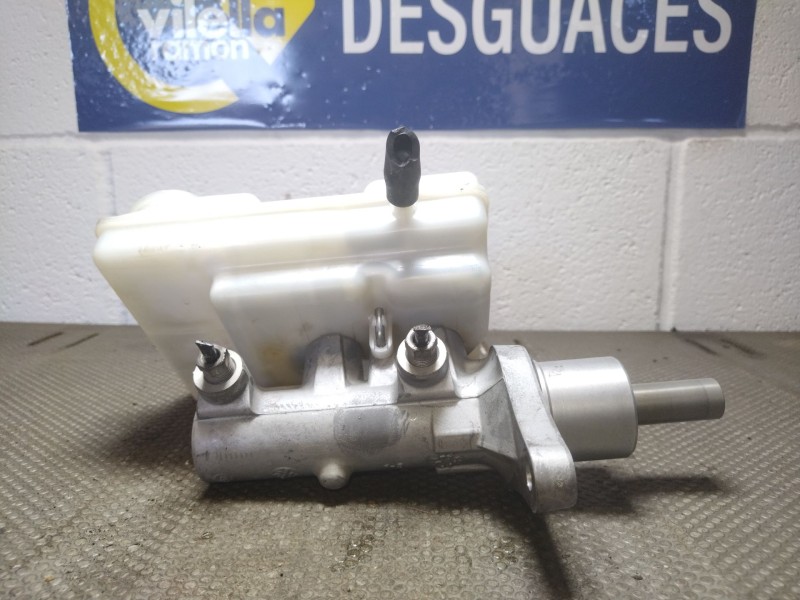 Recambio de bomba freno para renault master referencia OEM IAM   