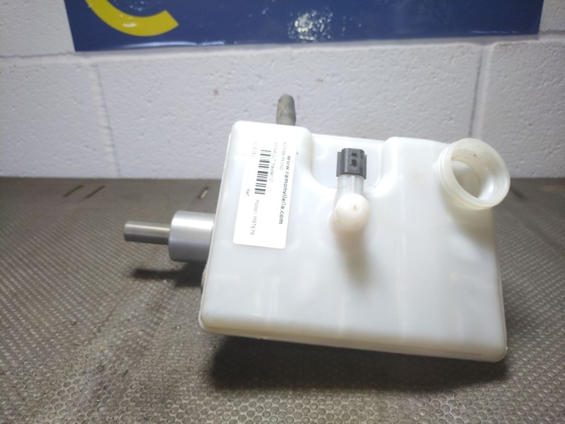 Recambio de bomba freno para renault master referencia OEM IAM   