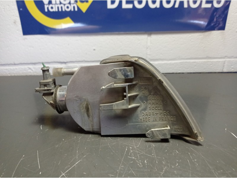 Recambio de piloto delantero izquierdo para citroen saxo 1.5 d tentation referencia OEM IAM   