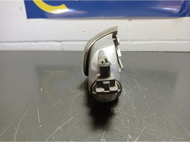 Recambio de piloto delantero izquierdo para citroen saxo 1.5 d tentation referencia OEM IAM   