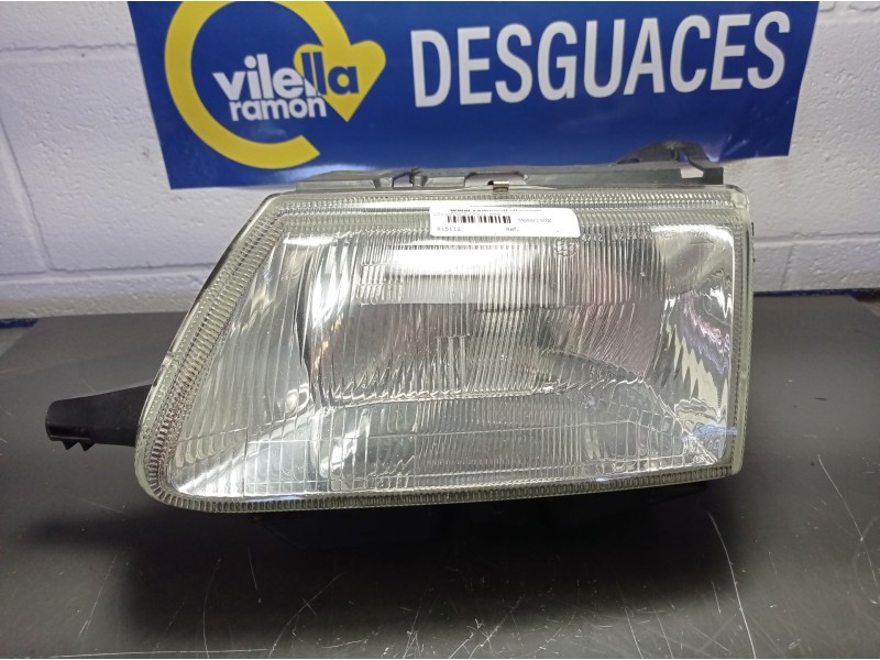 Recambio de faro izquierdo para citroen saxo 1.5 d tentation referencia OEM IAM   