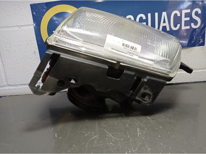 Recambio de faro izquierdo para citroen saxo 1.5 d tentation referencia OEM IAM   