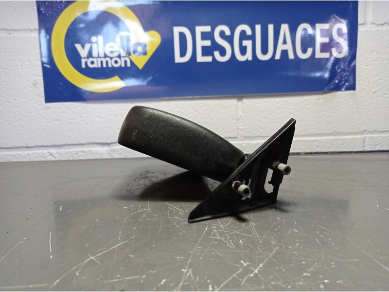 Recambio de retrovisor izquierdo para seat 131 referencia OEM IAM MANUAL  
