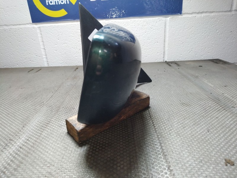 Recambio de retrovisor derecho para ford escort referencia OEM IAM MANUAL  