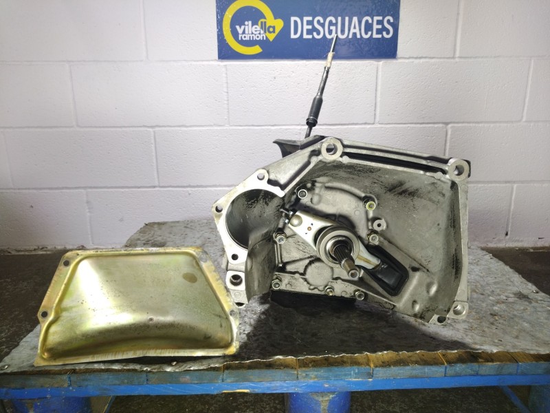 Recambio de caja cambios para seat 131 referencia OEM IAM 124A100  
